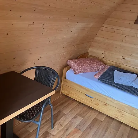 캠프장 Nr 1 Camping- Pod Mit Terrasse Und Seeblick